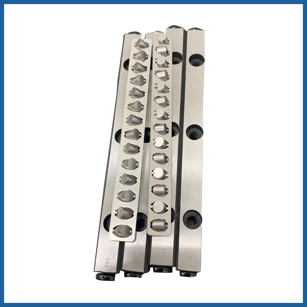 介紹一下滾柱棗強交叉導軌安裝過程中注意什么？