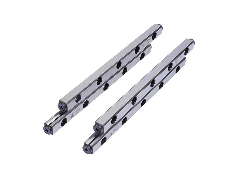 交叉滾子導軌和直線導軌對比的圖片